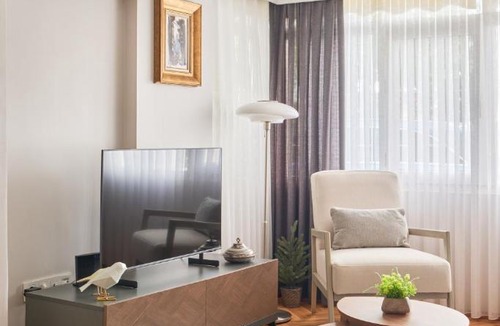 Fenerbahce Apartment | Bagdat Avenue Apartment, Near Kalamis Marina
