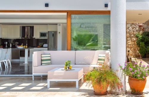 Kalkan Villa | Beautiful 4 Bedroom Villa for 8, 1 min. to the Sea in Kalamar Bay, Kalkan