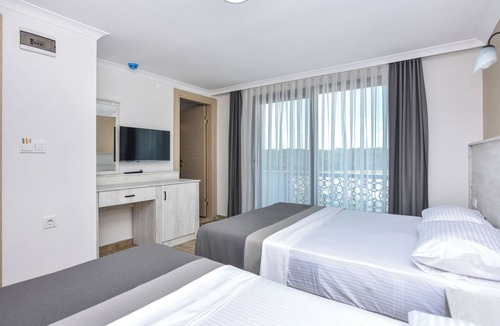 Ayvalik Hotel | Beyaz Konak Otel
