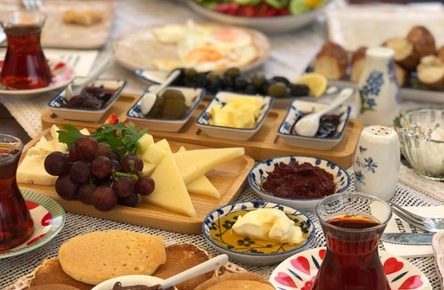 Alacati Bed & Breakfast | Bizim Ev Otel Alaçatı