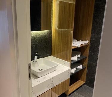 Borcka Hotel | BLACKLAKE OTEL