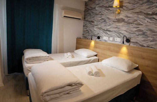 Burhaniye Bed & Breakfast | Blue Topas Otel