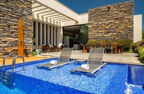 Dagbelen Villa | BodRoomBnB Fully Private Villa in Yalıkavak for 20 Guests ,2 Pools & Botanical Garden Ideal for Events, Families & Friends