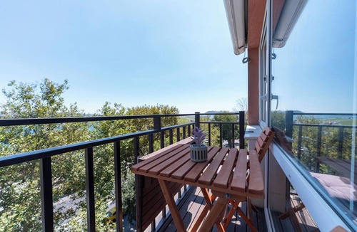 Gumussuyu Mahallesi Apartment | Bosphorus View with Balcony - 3 Bedrooms 2 Bathrooms