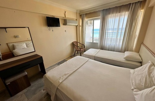 Altinkum Hotel | CALYPSO ALTUNAKAR 2 OTEL