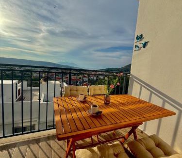 Gokceada House | Casa Verano, duplex with sea and mountain view