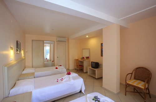 Gundogan Hotel | Catamaran Hotel