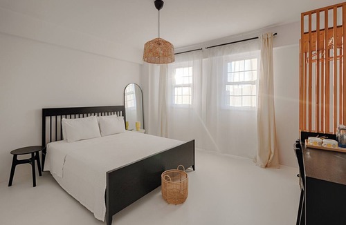 Ezine Bed & Breakfast | Cedori otel