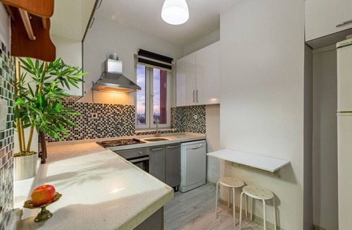Moda Apartment | Central and Stylish Flat in the Heart of Kadıköy