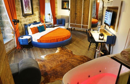 Boztepe Mahallesi Hotel | Cephanelik Hotel