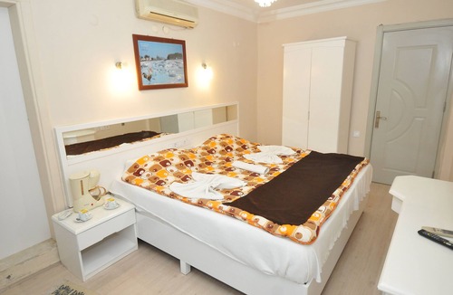 Pamukkale City Centre House | Charming 1-bedroom hotel with AC and WiFi in marvelous Pamukkale.