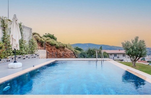 Guzelbahce Villa | Charming Villa w Pool, Garden in Guzelbahce Izmir