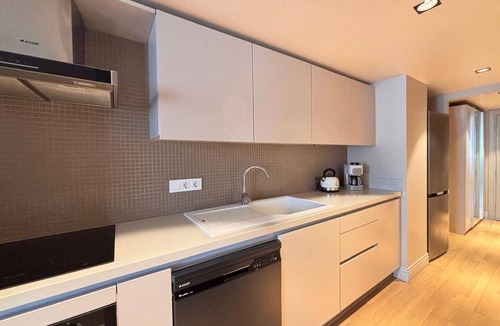 Karakoy Apartment | Chic 1BR near Karaköy and Galataport