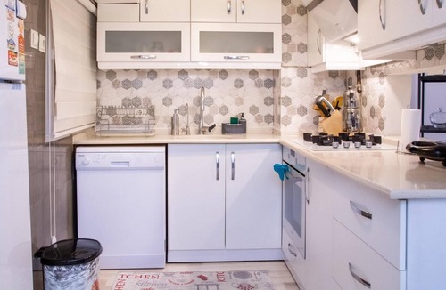 Konak Apartment | Chic and Convenient Flat in Izmir