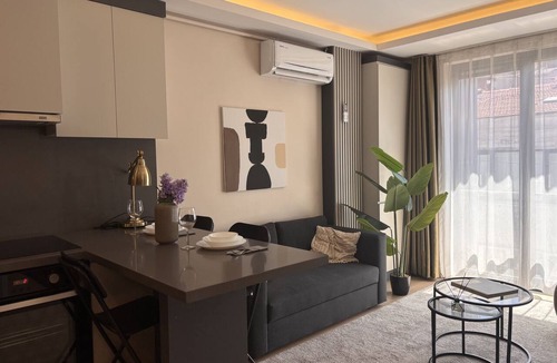 Osmanbey Apartment | Chic & Cozy 2BR – Nişantaşı