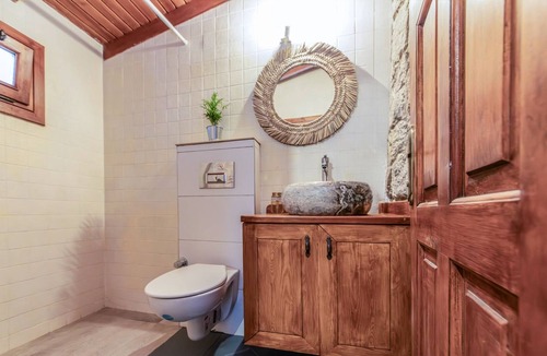 Bitez Villa | Chic Villa w Fireplace 3 min to Beach in Bodrum