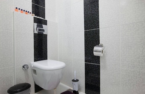Emin Sinan Apartment | Convenient 3-Bedroom flat for 10, Near Blue Mosque, AC & WiFi