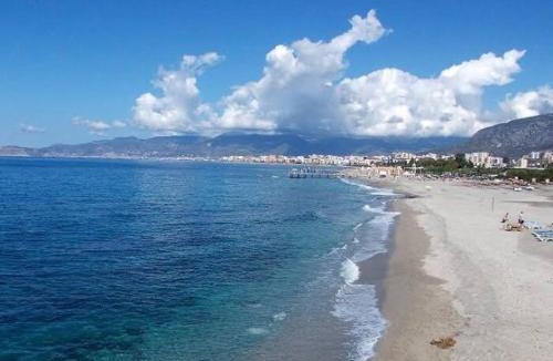 Kargicak Apartment | cosy flat, 150m to the sea
