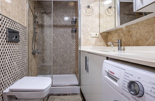 Bostanci Apartment | Cozy Apartment in Bostanci, Kadikoy