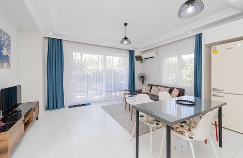 Altnkum Mahallesi Apartment | Cozy Flat w Garden 5 min to Beach in Antalya