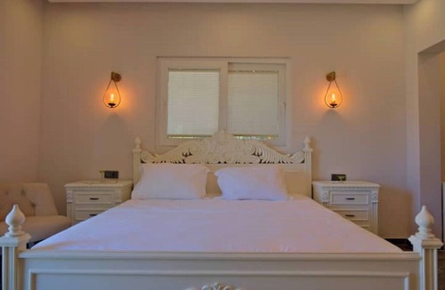 Seydikemer Apartment | Cozy studio with a view of the green garden