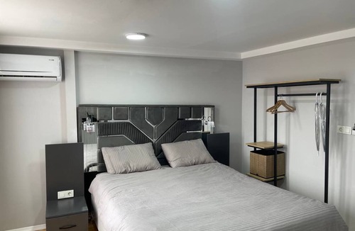 Taksim Apartment | Cozy studio with AC and WiFi in enjoyable Istanbul