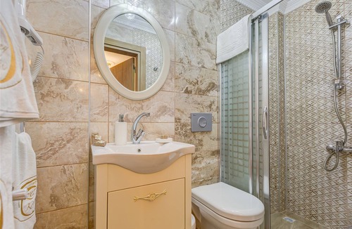 Ayvalik Hotel | Cunda Ozerbey Konagi - Adults Only