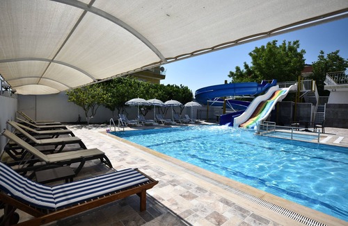 Kadriye Hotel | Demirci Hotel