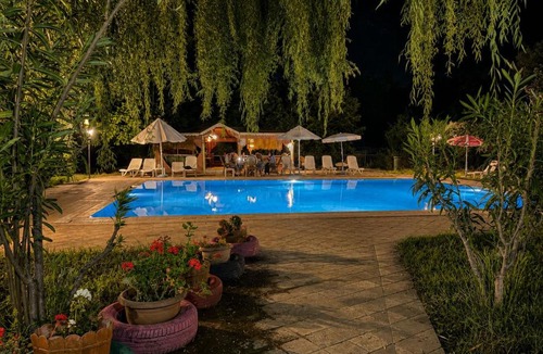 Islamlar Hotel | Denge Hidden Garden