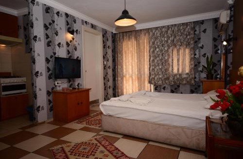 Kusadasi City Centre Hotel | deniz apart hotel