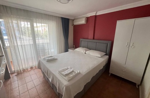Kucukkuyu Hotel | Deniz Kenarı Beach & Garden