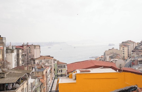 Taksim Apartment | Designer Studio with Private Terrace & Bosphorus View Near Taksim Metro
