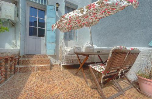 Ayvalik City Center Hotel | Eolya Konuk Evi