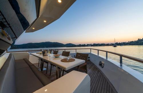 Fethiye City Center Boat Rental | Explorer Yacht