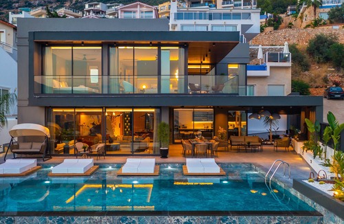 Kalkan Villa | Exquisite 5 Bedroom Villa with Large Infinity & Heated Indoor Pools, Sauna, Gym
