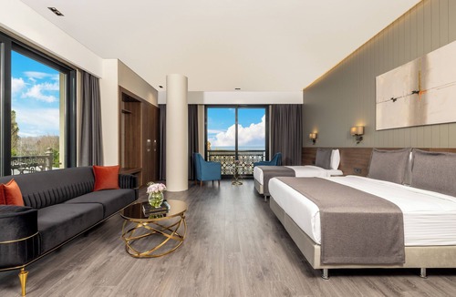 Avcilar Hotel | Ezkar Bathonea Art İstanbul Hotel