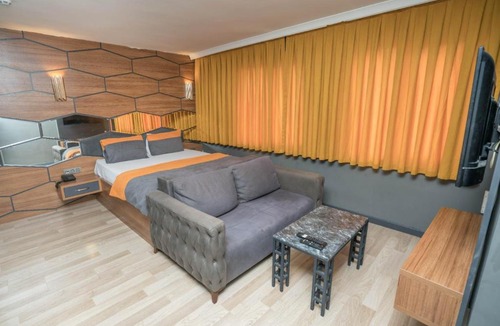 Moda Hotel | F&B Suite
