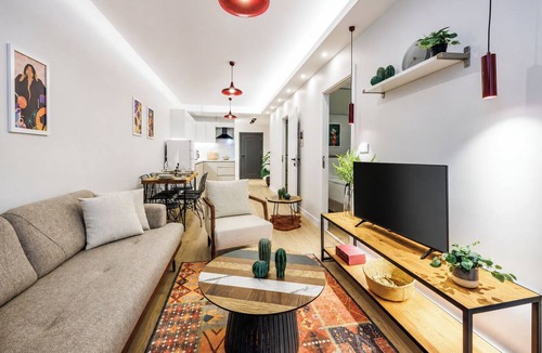 Cihangir Apartment | Fantastic Cihangir 3 Bedroom Apt At Monnas Suite