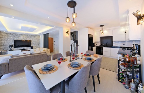 Fethiye Villa | Fethiye Merkeze 6 Kişilik Lüks Villa