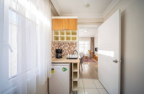 Emin Sinan Apartment | Feyza Apartments