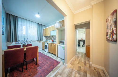 Emin Sinan Apartment | Feyza Apartments