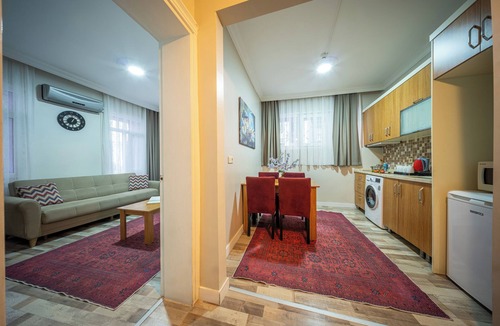 Emin Sinan Apartment | Feyza Apartments