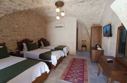 Eyyubiye Hotel | FIRFIRLI KONAK