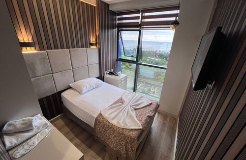 Hopa Hotel | Gülcihan Park Otel Hop
