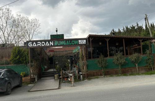 Arnavutkoy District Hotel | Gardan Bungalow