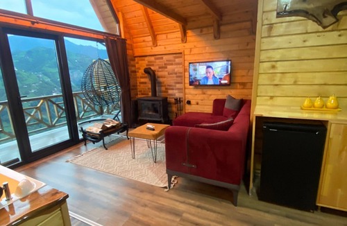 Ayder Ski Chalet | GİYONA BUNGALOV