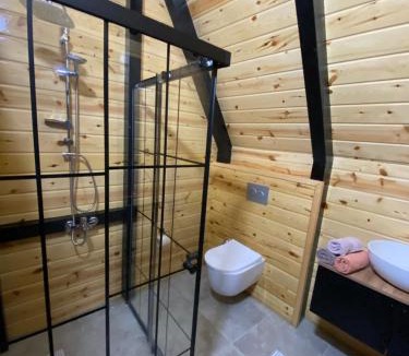 Kasustu Ski Chalet | Gohali Bungalov