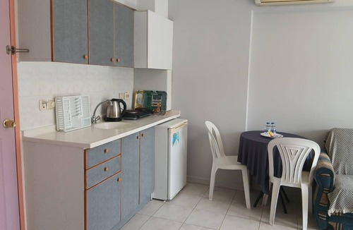 Kusadasi City Centre Apartment | Golden Moon Apart Hotel