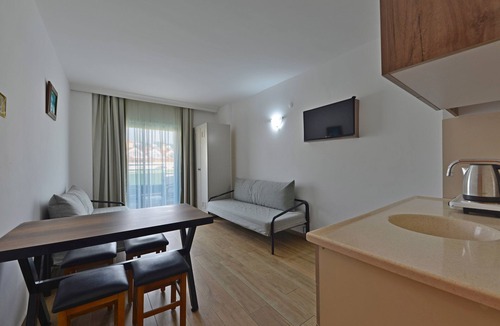 Armutalan Apartment | Golden Orange Apart Otel