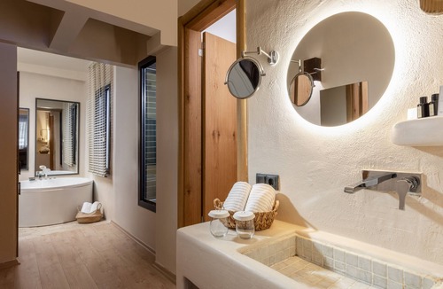 Old Town Hotel | Gran Via Alsancak